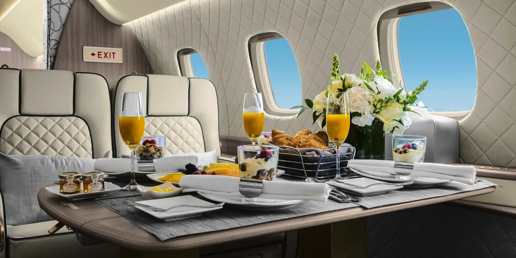 Bombardier Challenger 605