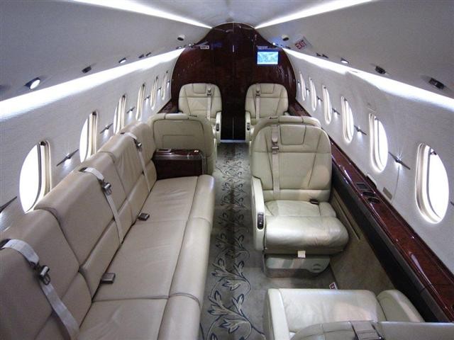 Hawker 4000