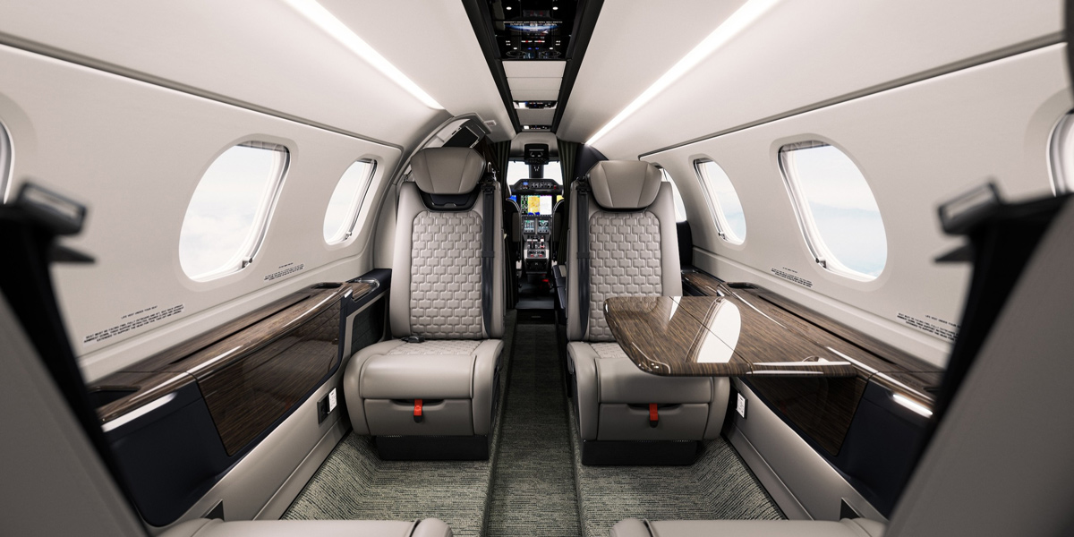 Embraer Phenom 300 gallery image 5
