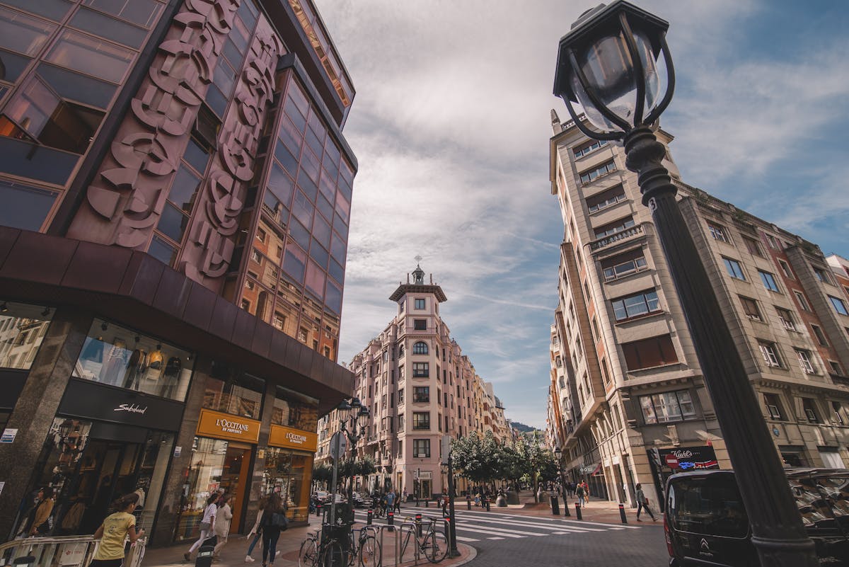 Private jet to Bilbao